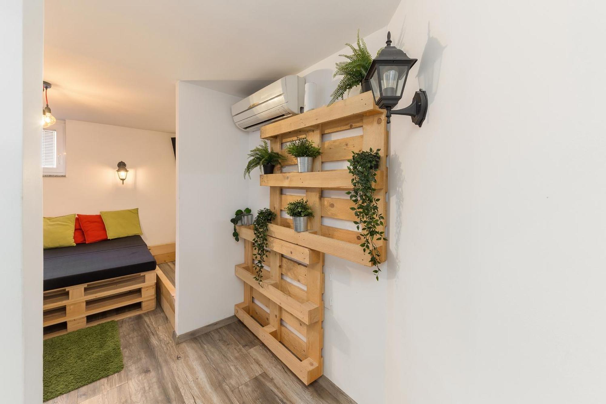 Apartments Rok Любляна Екстер'єр фото